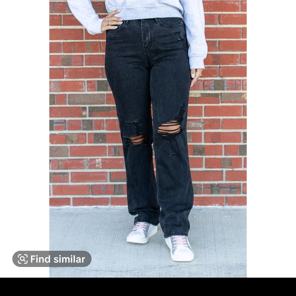 Women's Black Distressed Jeans